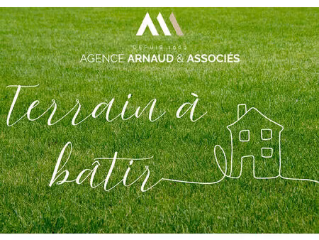 a saisir : terrain à bâtir au castellet