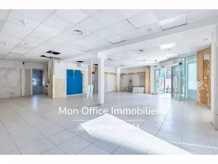 référence : 5848-mco. - exclusivité local professionnel d’une surface de 117 m2 + cave de.