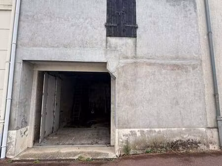 vente garage et parking à la chapelle basse mer (44450) : à vendre / 61m² la chapelle bass