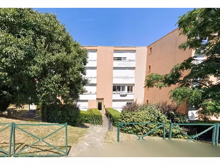 location appartement 4 pièces 77 m² à valréas (84600)