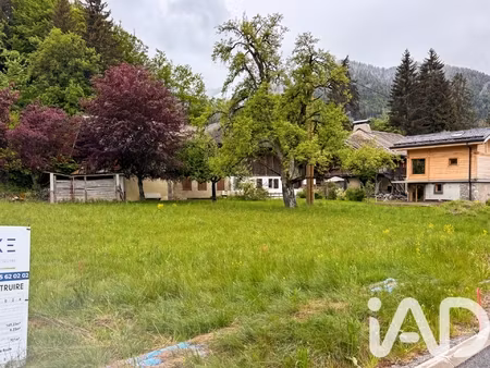 vente terrain à bâtir 701 m²
