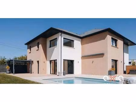 villa avec piscine et jardin isneauville (76)