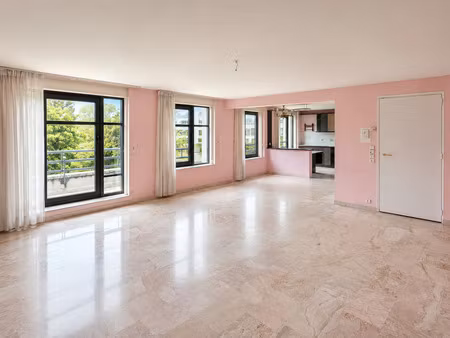 appartement 4 pièces - 108 m²