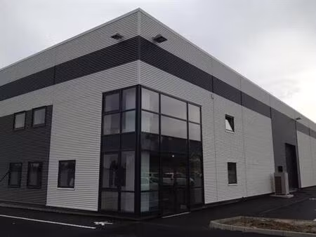 location local d'activités heillecourt 2 987 m²