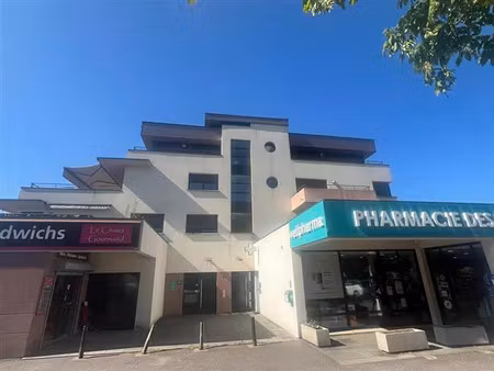 location bureau metz 67 m²