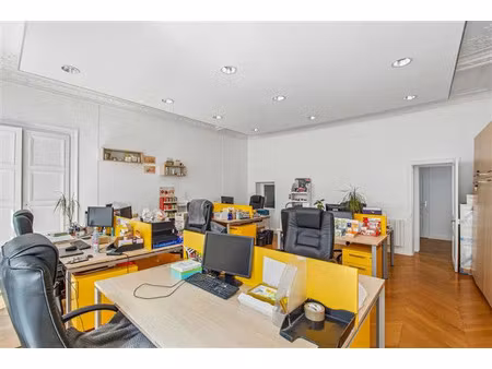 location bureau paris 2ème (75002) 133 m²