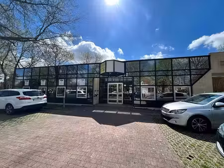 location bureau pessac 390 m²