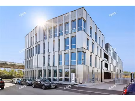 location bureau villeneuve d'ascq 5 234 m²