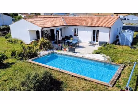 maison de 128 83 m² à landrais