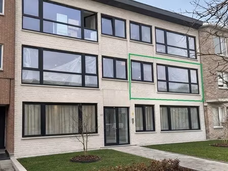 luxueus appartement met 2 slpk en terras te berchem