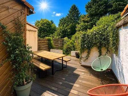 maison de ville en triplex avec terrasse et jardin – sans copropriété
