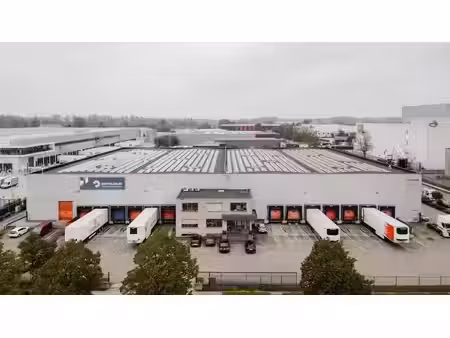logistiek magazijn te huur in industriezone van londerzeel