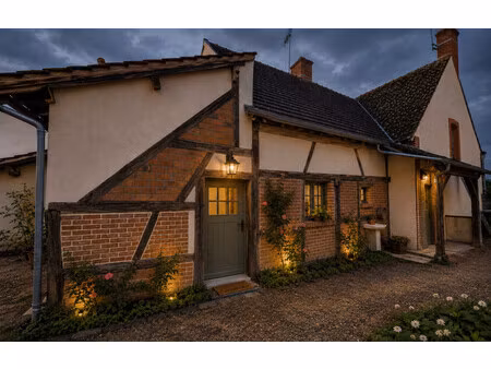 maison de 72 m² à selles st denis - 89 000 €