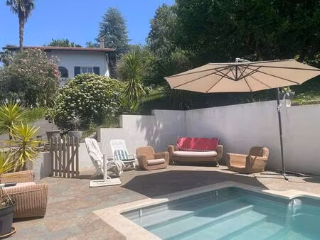 cambo les bains  propriété familiale