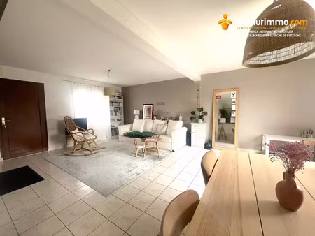 location maison 5 pièces 116 m2 à châteaubourg