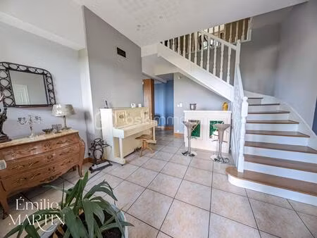 maison de 239 m² à gosne