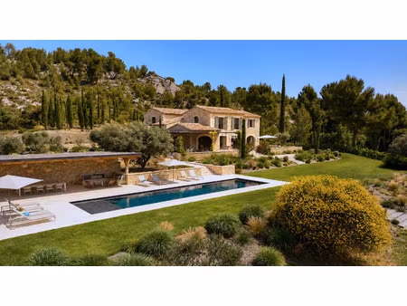 vente mas maussane-les-alpilles 13 pièces 600 m² <meta name="description" content="au coeu