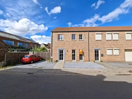 energiezuinige woning met 3 slaapkamers in centrum wezemaal