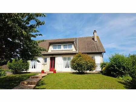 maison de 162m² 7 pieces 6 chambres sous-sol garage jardin
