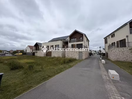 location appartement 3 pièces 64 m2 à ormoy