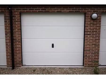 recente garage in het centrum van staden