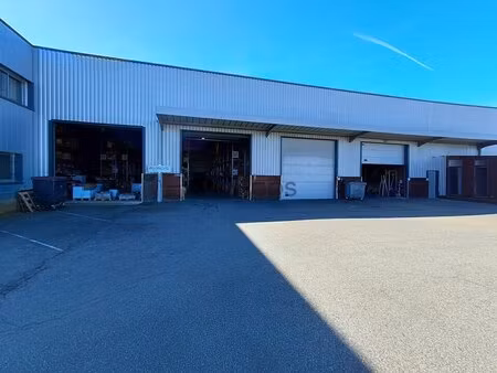vente local d’activités mondouzil 31850 2350m²