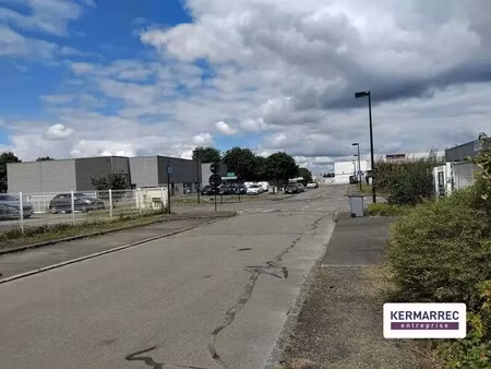 location local d’activités saint jacques de la lande 35136 240m²