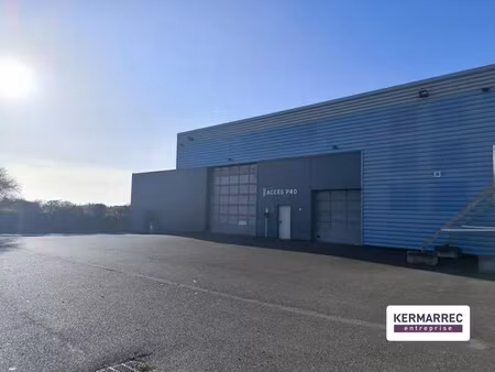 location local d’activités vitre 35500 660m²