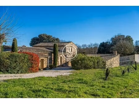 villa de luxe à vendre à uzès : 1 295 000 € | 273m²