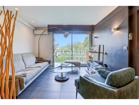 appartement de luxe en vente à carqueiranne  france
