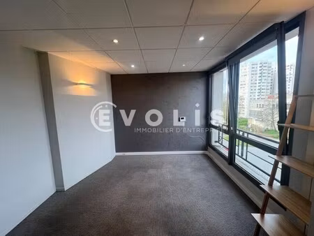 location bureaux 85 m²