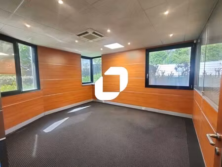 location bureaux 180 m² à 600 m²
