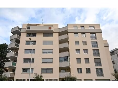 vente bureaux 63 m²