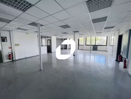vente bureaux 220 m²