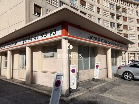 location commerce toulon 83000 193m²
