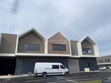 location local d’activités flins sur seine 78410 434m² à 5210m²