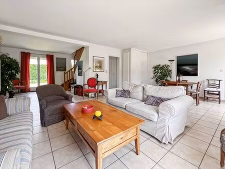 maison de 8 pièces de luxe en vente à élancourt  france