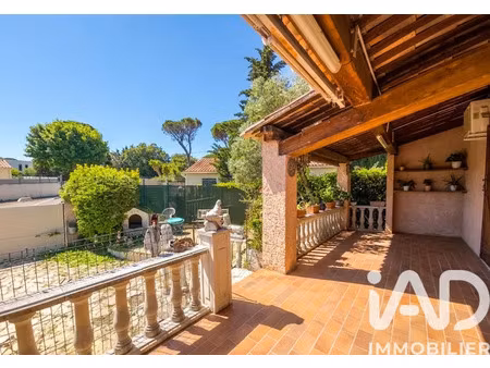 maison à fréjus (83600)