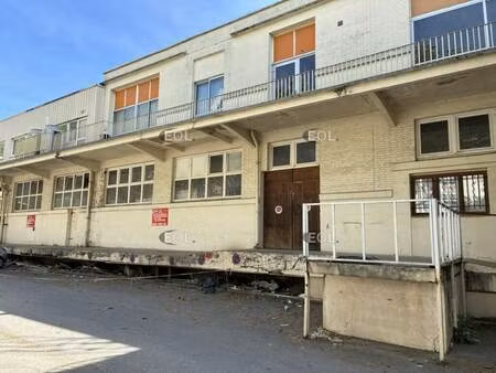 vente entrepôt 713 m²