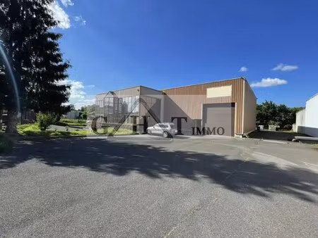 vente entrepôt marines 95640 750m²