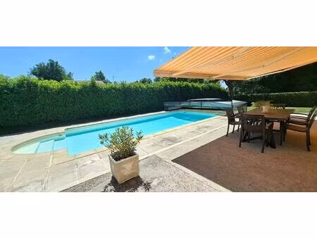 maison saint just 140 m2 et piscine
