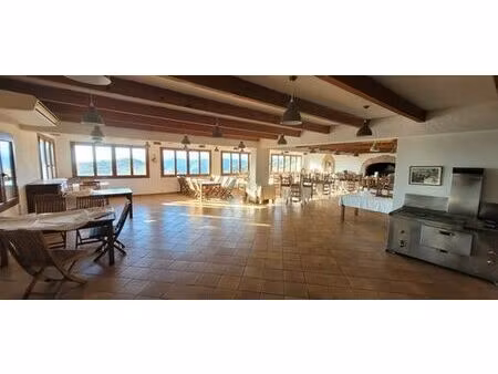 villa de 9 pièces de luxe en vente peille  provence-alpes-côte d'azur