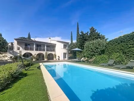 maison de luxe de 4 chambres en vente à saint-raphaël  france