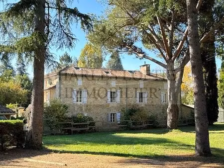 maison de luxe de 22 pièces en vente à vire-sur-lot  france