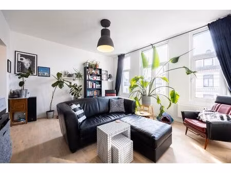 appartement te koop in borgerhout met 2 slaapkamers