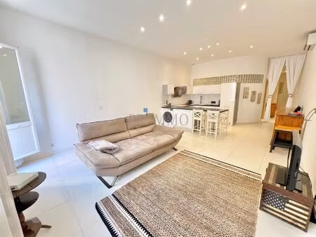 spacieux appartement t3 de 78 m2  de standing à vendre dans le centre historique de...