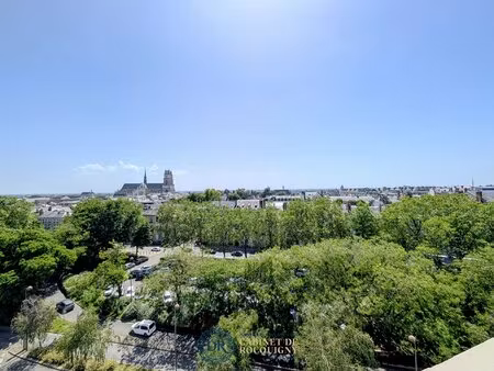 a vendre très grand t3 - vue panoramique sur orleans