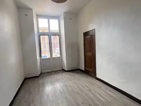 location appartement 2 pièces 50 m² à peyrolles-en-provence (13860)