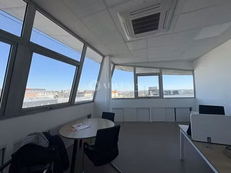 location bureaux 134 m²