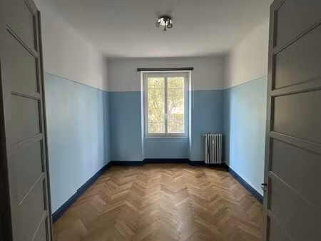 location bureaux 90 m²